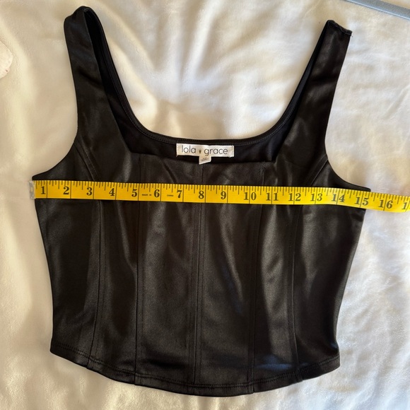 Lola Grace Black Crop Top - Picture 4 of 7